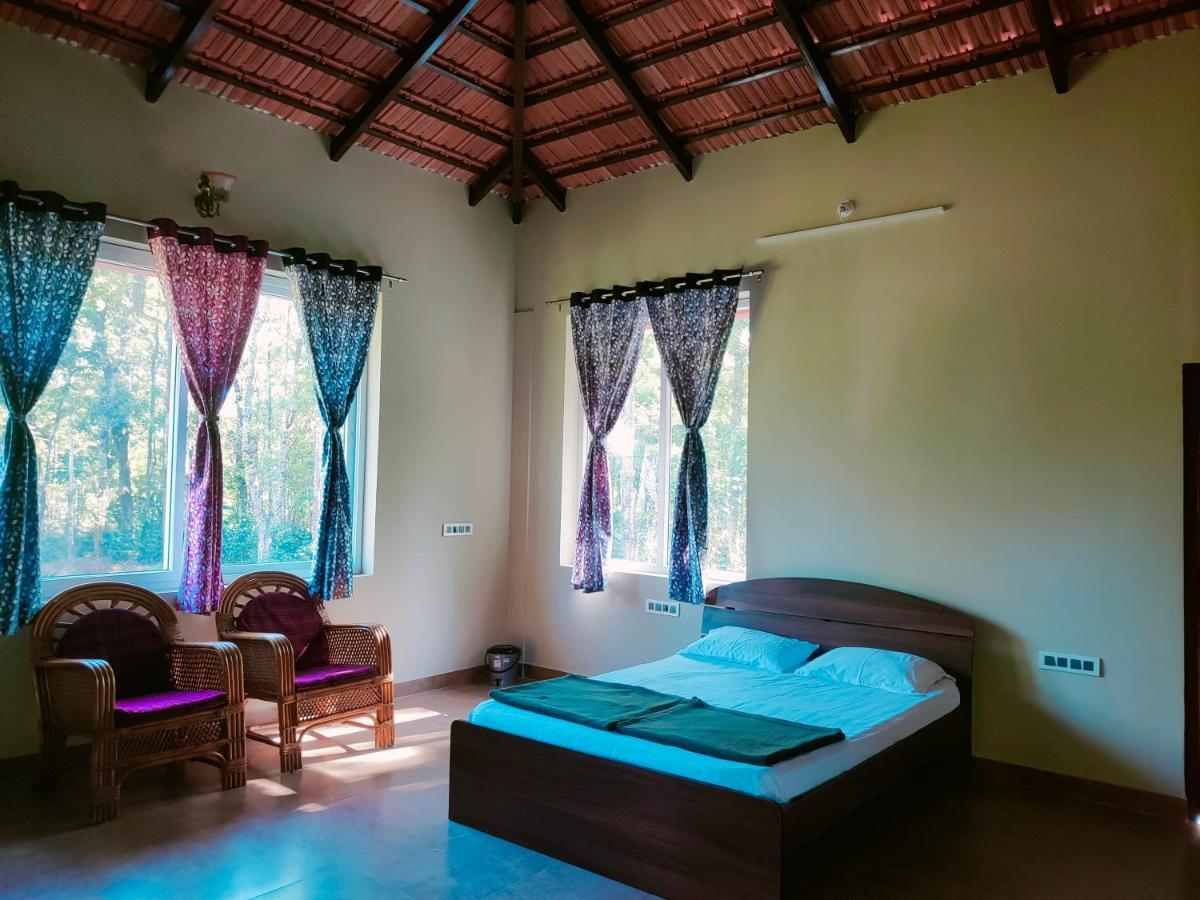 Memories Of Malnad Appartement Chikmagalūr Buitenkant foto