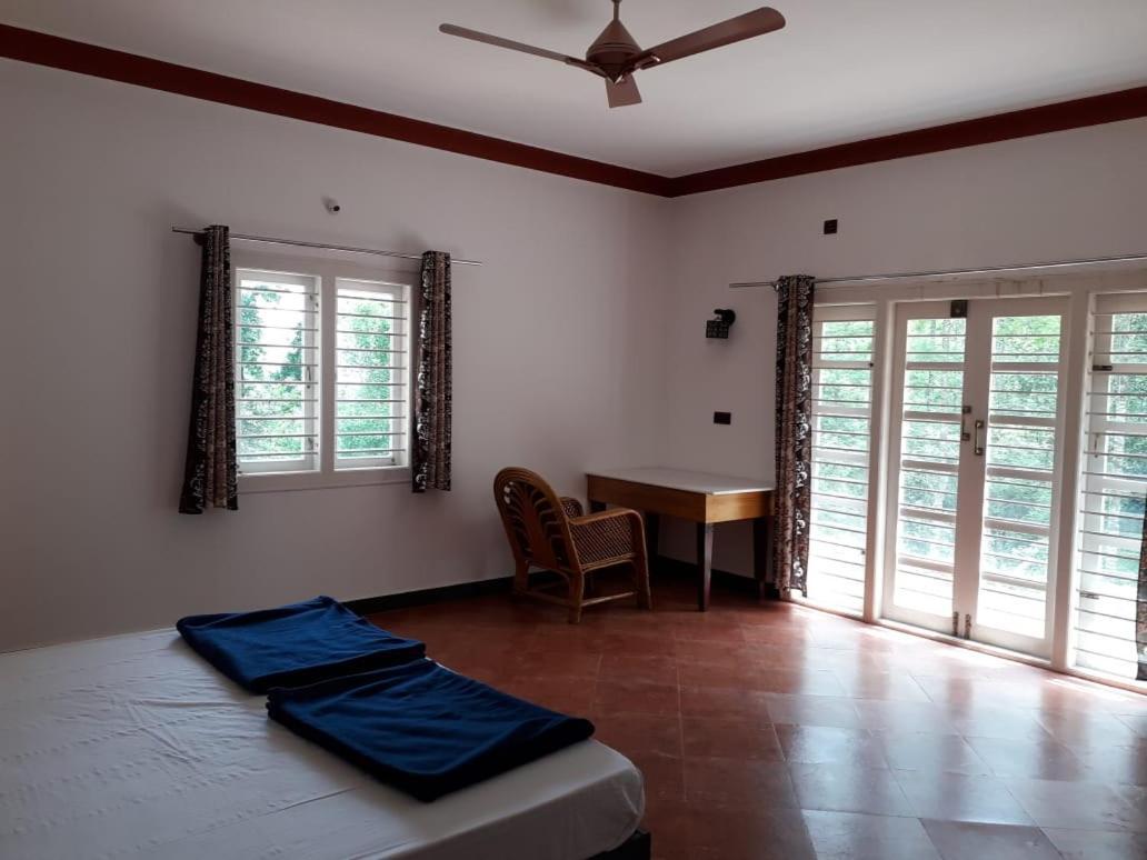 Memories Of Malnad Appartement Chikmagalūr Buitenkant foto